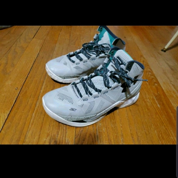 Currys 2 storms - Picture 1 of 4